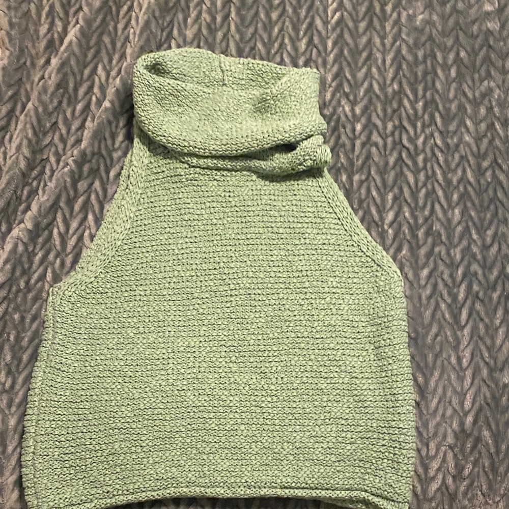 Women's Green Sleeveless Sweater